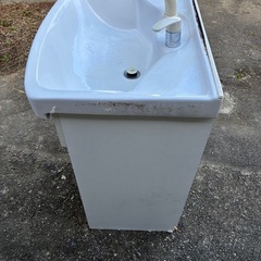 ファーストプラス　洗面化粧台の画像