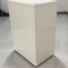 脇机・ワゴン  キャスター付き　鍵無し（中古）の画像