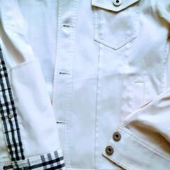 美品！ BURBERRY バーバリー ジャケット ホワイト　サイズM　綿100% クリーニング済み ブラックレーベル　usedの画像
