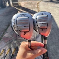 【お話し中】
ゴルフクラブ一式の画像