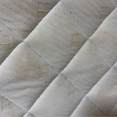 【価格交渉可能‼️】シングルマットレス（状態悪い）の画像