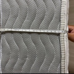 【価格交渉可能‼️】シングルマットレス（状態悪い）の画像