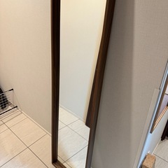 　IKEA NISSEDAL ウォールナット　ぜんしんきょう全身鏡の画像