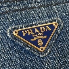 【極美品】PRADA プラダ デニム ポーチ 三角ロゴ 小物入れの画像
