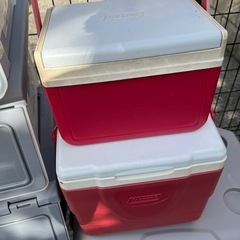 ボックスとクーラーボックスの画像