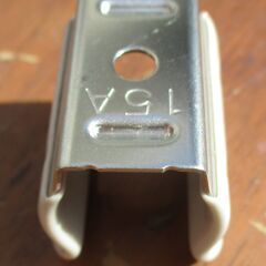 ☆両サドル固定金具 ベージュ 15A 50個セット◆外壁配管のフレキの画像