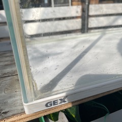 GEX５０センチ水槽ふたつき蓋付きの画像
