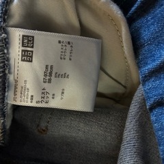 ユニクロ　マタニティジーンズ　Sの画像