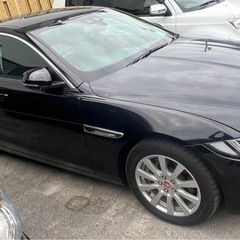 ジャガーXE  走行27000km 低走行です　メーターフル液晶の画像