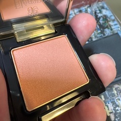 エレガンス　クリスマスコフレのチークとリップの画像