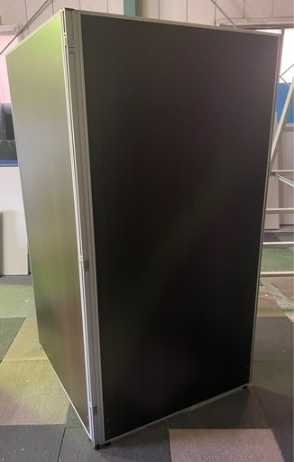 4枚セット＋コーナーポスト付　カグクロ　ローパーテーション　木目　W1200×H1800　W900×H1800　　