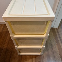 【11/5まで】収納ケース3段ホワイト　衣類など収納の画像