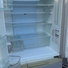 2012年パナソニック冷蔵庫の画像