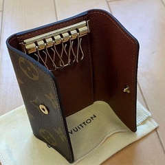 【ほぼ新品】2024年購入　ルイヴィトン　キーケース　6連の画像
