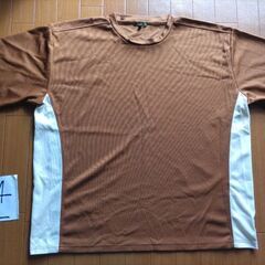 使用感あります大きいサイズの服の画像