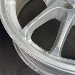 1029-6)ブリヂストン16インチアルミ中古4本セット！6.5J-16+39 TOYOTA車 平面座の画像