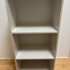 3段カラーボックスの画像