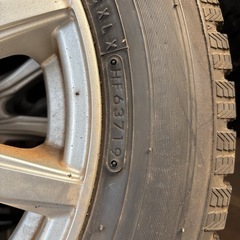 スタッドレスタイヤ　185/65R15の画像