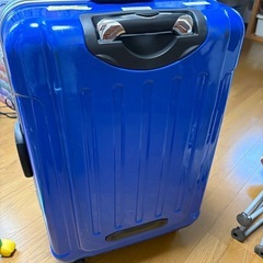 スーツケースの画像