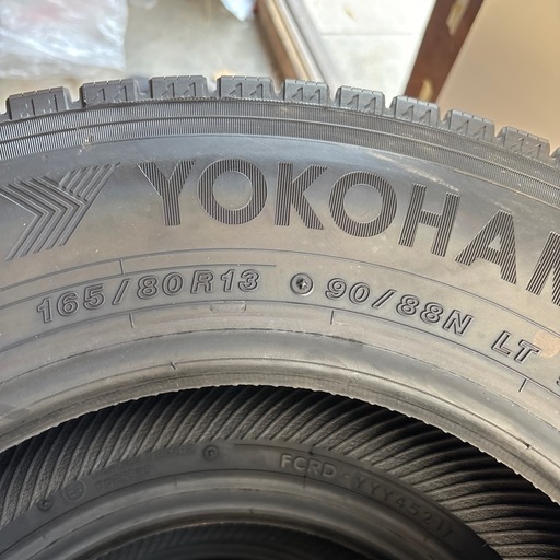 165/80R13   90/88N スタッドレスタイヤ
