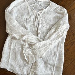 🉐古着　ガーゼ生地の丸首ロングシャツの画像