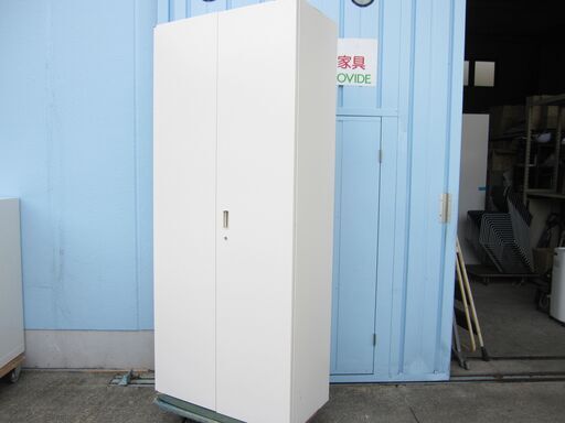 特価！　両開き書庫　ホワイト　鍵あり　イトーキ製　900ｘ450ｘ2150