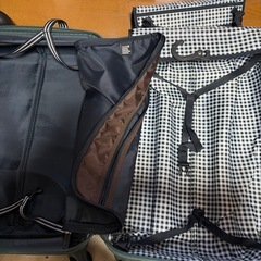 キャリーケース
の画像