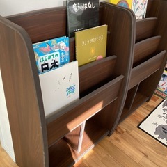 定価2万以上　絵本ラック　絵本棚　傷ありの方　ブラウン　国産の画像