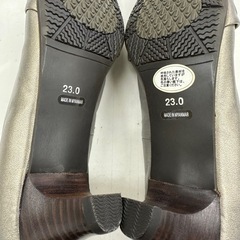 リボン デザインパンプス　キレイめ　の画像