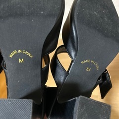 ヒール新品未使用自宅保管の画像