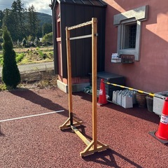 ウッドハンガーラックの画像