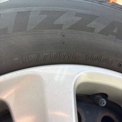 215/70R16 スタッドレス4本セット
の画像