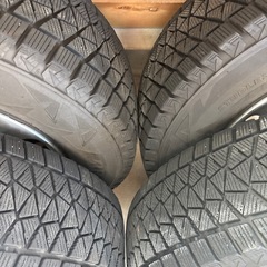 215/70R16 スタッドレス4本セット
の画像