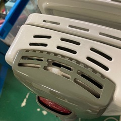 ★デロンギ オイルヒーター HR030812FTの画像