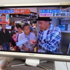 SHARP 液晶テレビ 42V 世界の亀山　フルスペックハイビジョン液晶テレビの画像