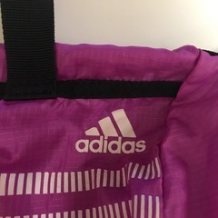 アディダスナイロンバッグの画像