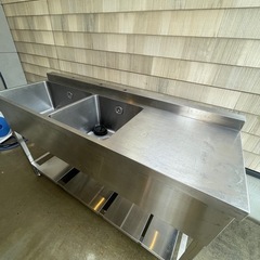 ステンレス　業務用　2層シンク流し台　W1320ｘＤ450ｘＨ800ｍｍの画像