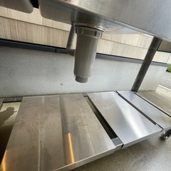 ステンレス　業務用　2層シンク流し台　W1320ｘＤ450ｘＨ800ｍｍの画像