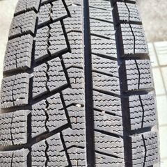 スタッドレスタイヤ 4本 145/80R13の画像