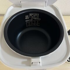 IRIS OHYAMA アイリスオーヤマ ジャー炊飯器 RC-MEA30-Wの画像