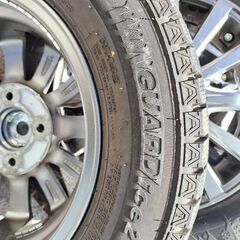 スタッドレスタイヤ 4本 145/80R13の画像