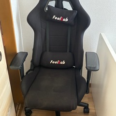 ゲーミングチェアの画像