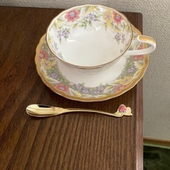 ティーカップ　ナルミの画像
