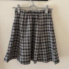 【未使用品】ミニ
フレアスカートの画像