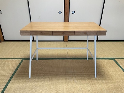 IKEA イケア 机　幅102×奥行49×高さ74 (cm)