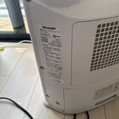 セラミック加湿ファンヒーターの画像