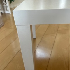 IKEA 白 テーブルの画像
