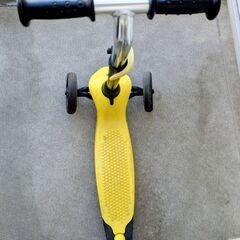 【ご予約中】Decathron 子供用キックボードの画像