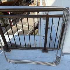 折りたたみ物干し竿の画像