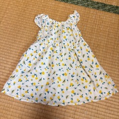 しまむら キッズ レモン柄 95cm ワンピースの画像